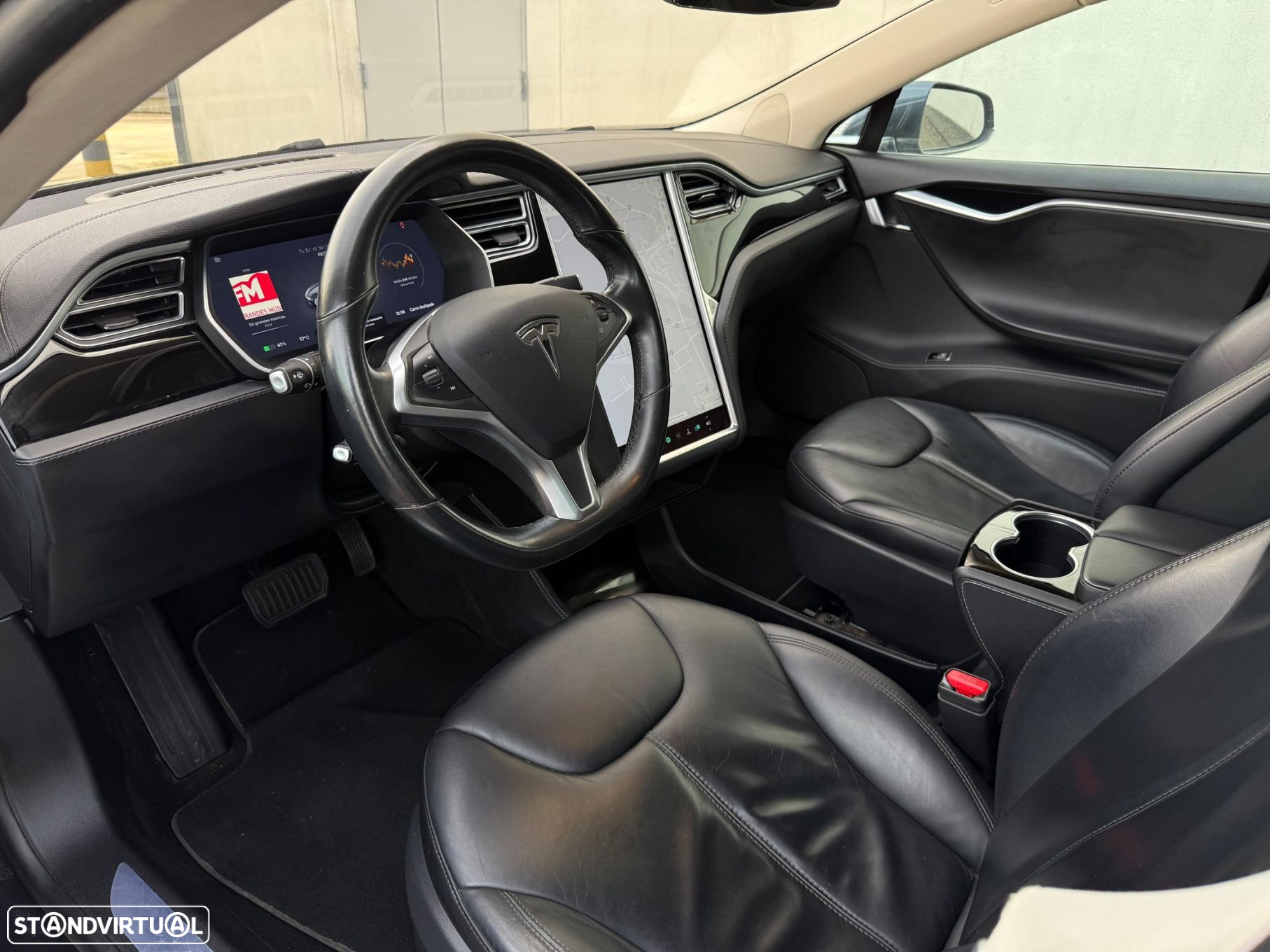 Tesla Model S 85D - 17