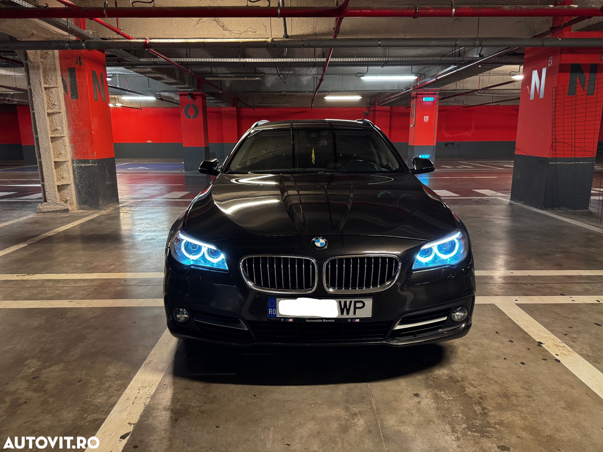 BMW Seria 5 525d xDrive AT - 20