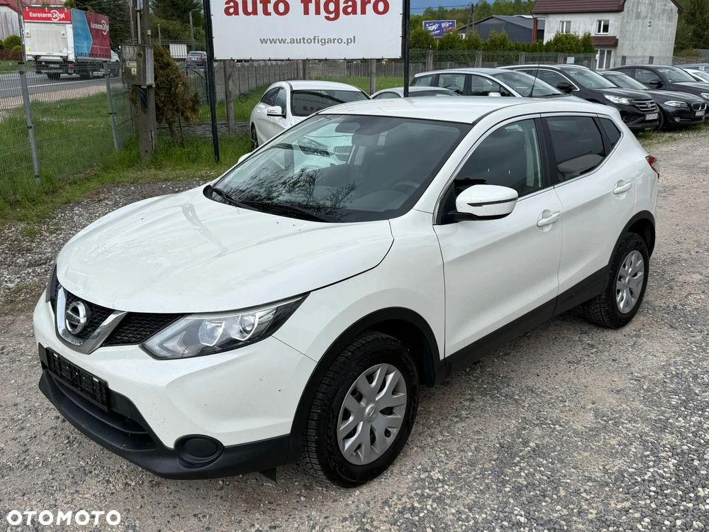 Nissan Qashqai - 1