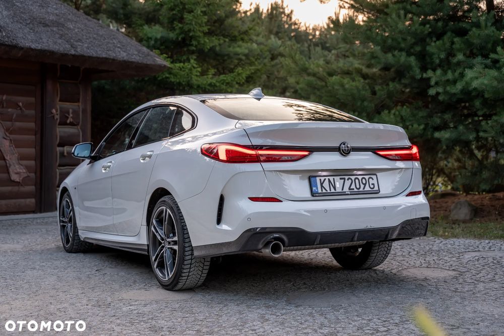 BMW Seria 2 218i M Sport - 12