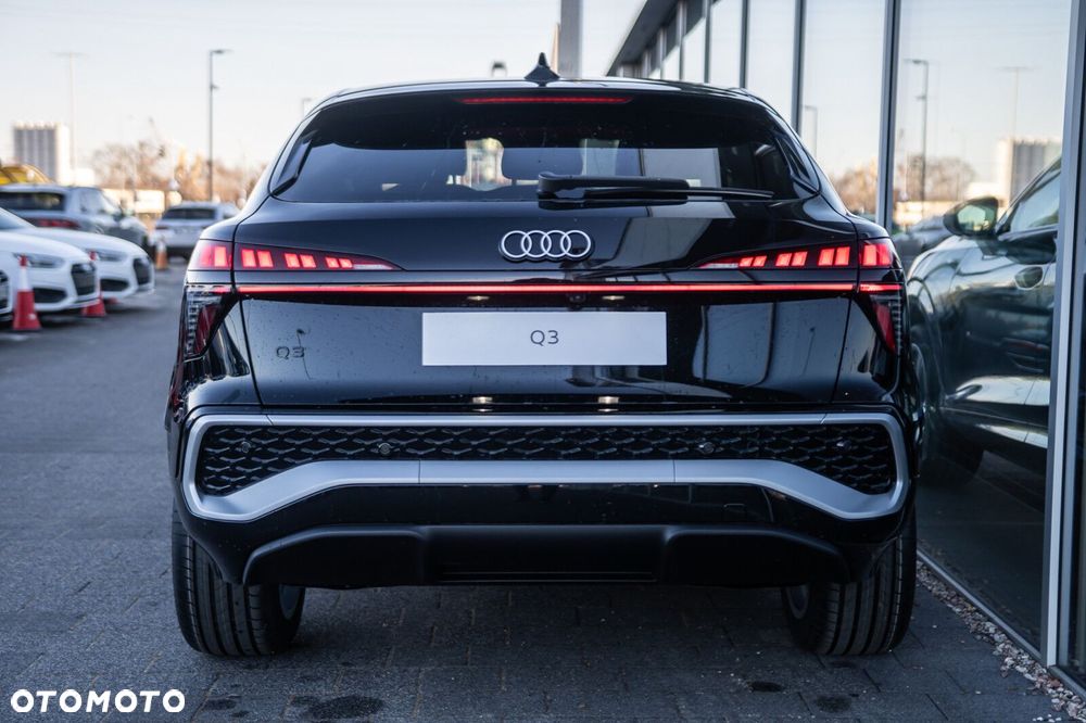 Audi Q3 Sportback - 5