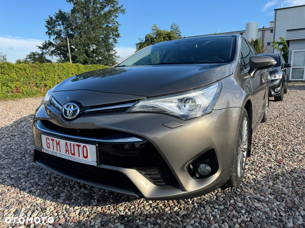 Toyota Avensis Touring Sports 1.8 Executive
