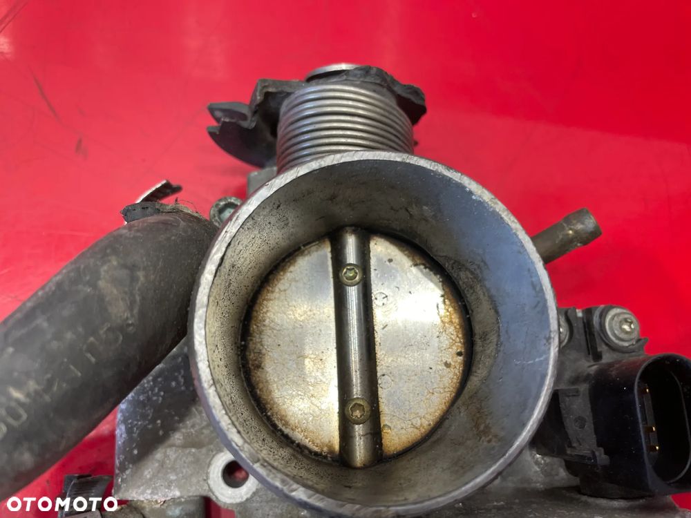 AUDI A4 B5 PRZEPUSTNICA 058133063 - 3