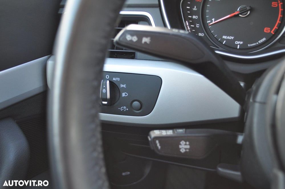 Audi A4 40 TDI S tronic S line - 28