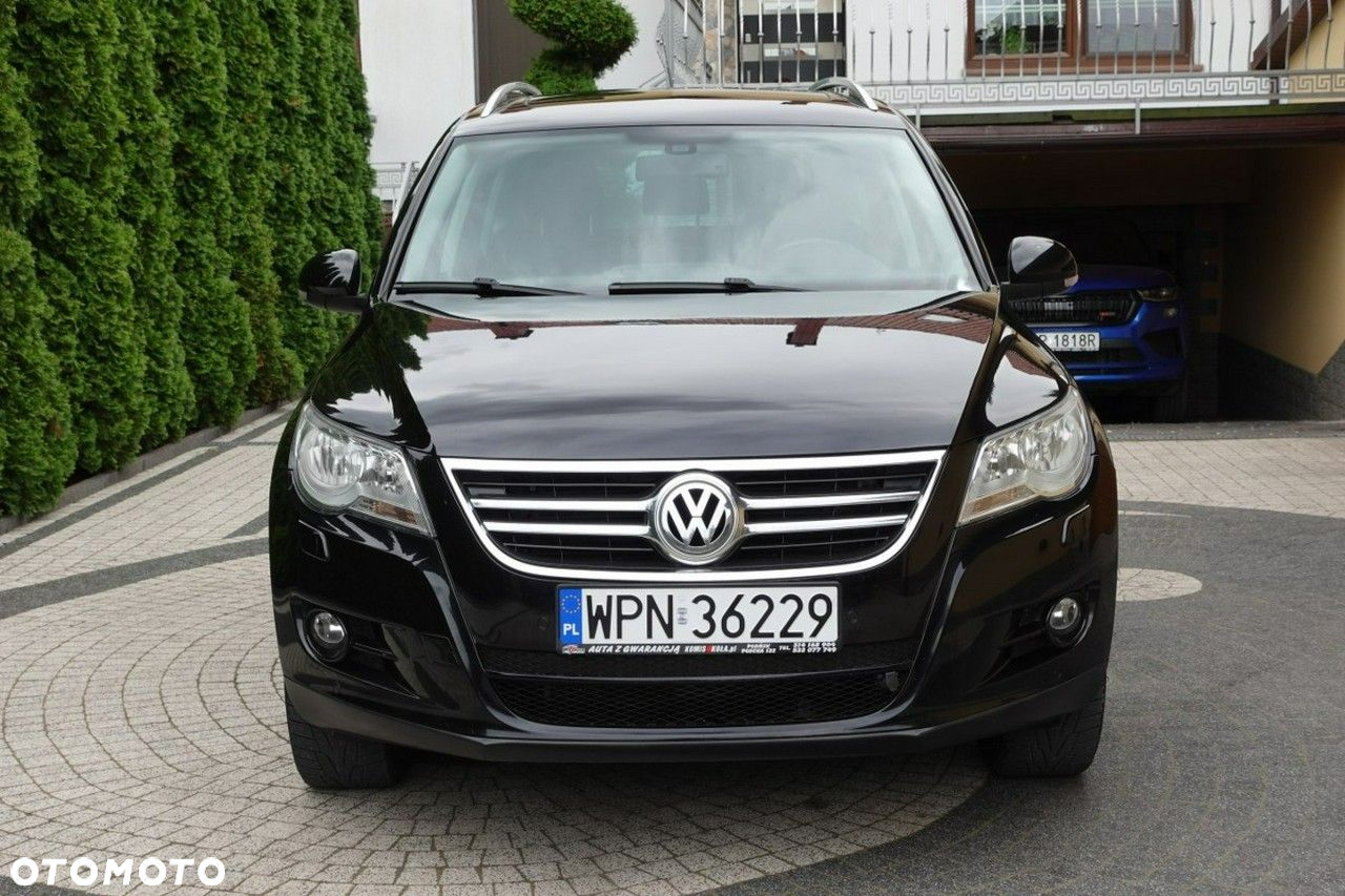 Volkswagen Tiguan - 11