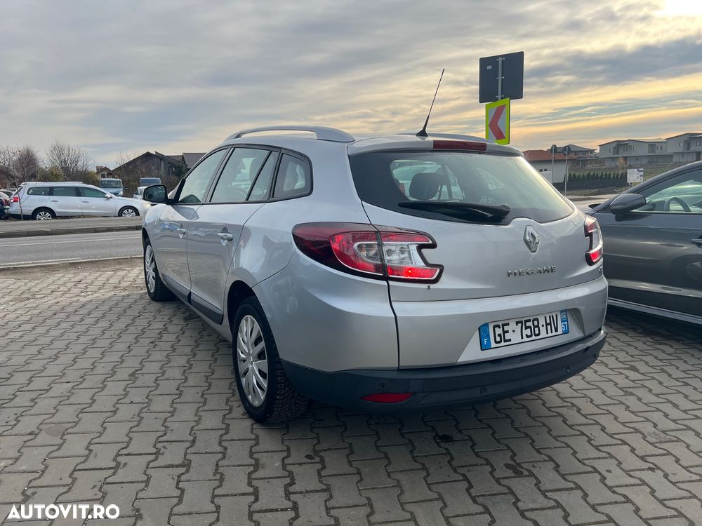 Renault Megane ENERGY dCi 110 Start & Stop Paris Business - 3