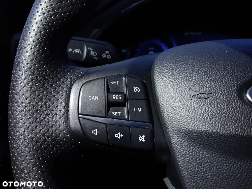 Ford Focus 1.0 EcoBoost mHEV ST-Line X - 15