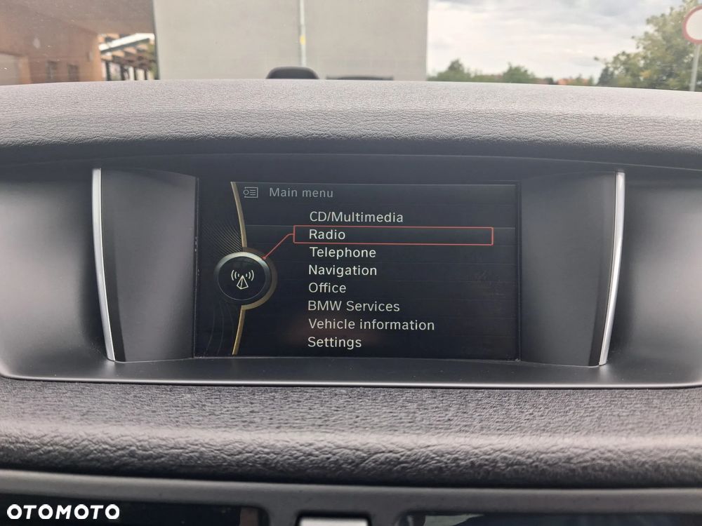 BMW X1 sDrive16d Sport Line - 20