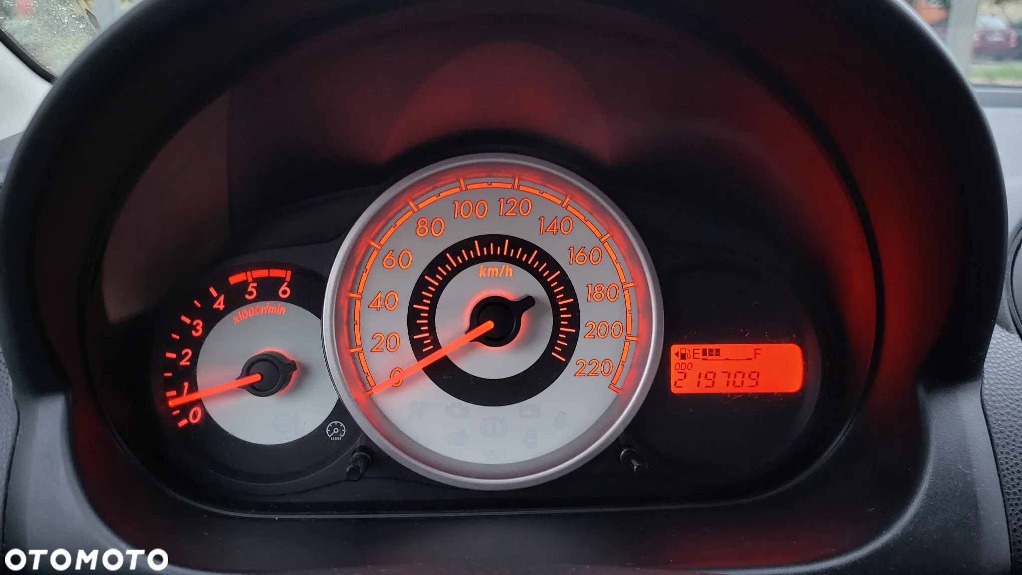 Mazda 2 - 13
