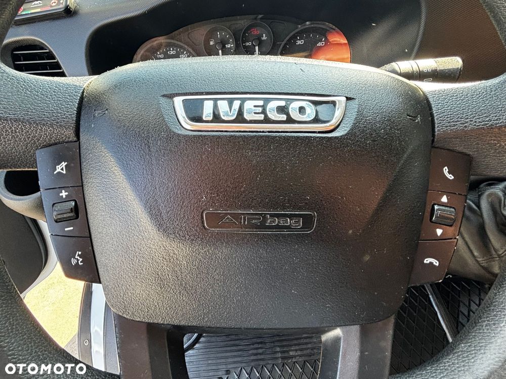 Iveco 35C15 Chłodnia Mroźnia z windą 750 kg 3.0 HPI - 17