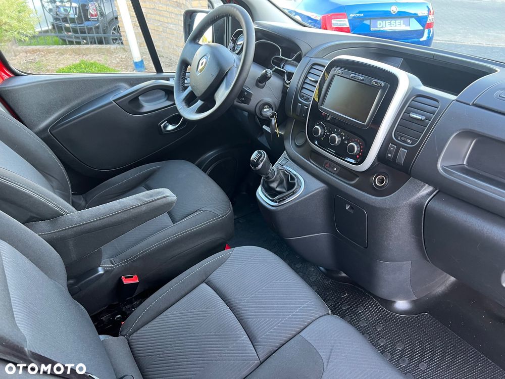 Renault Trafic - 22