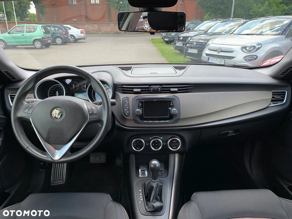 Alfa Romeo Giulietta 1.4 TB MultiAir Distinctive TCT - 12
