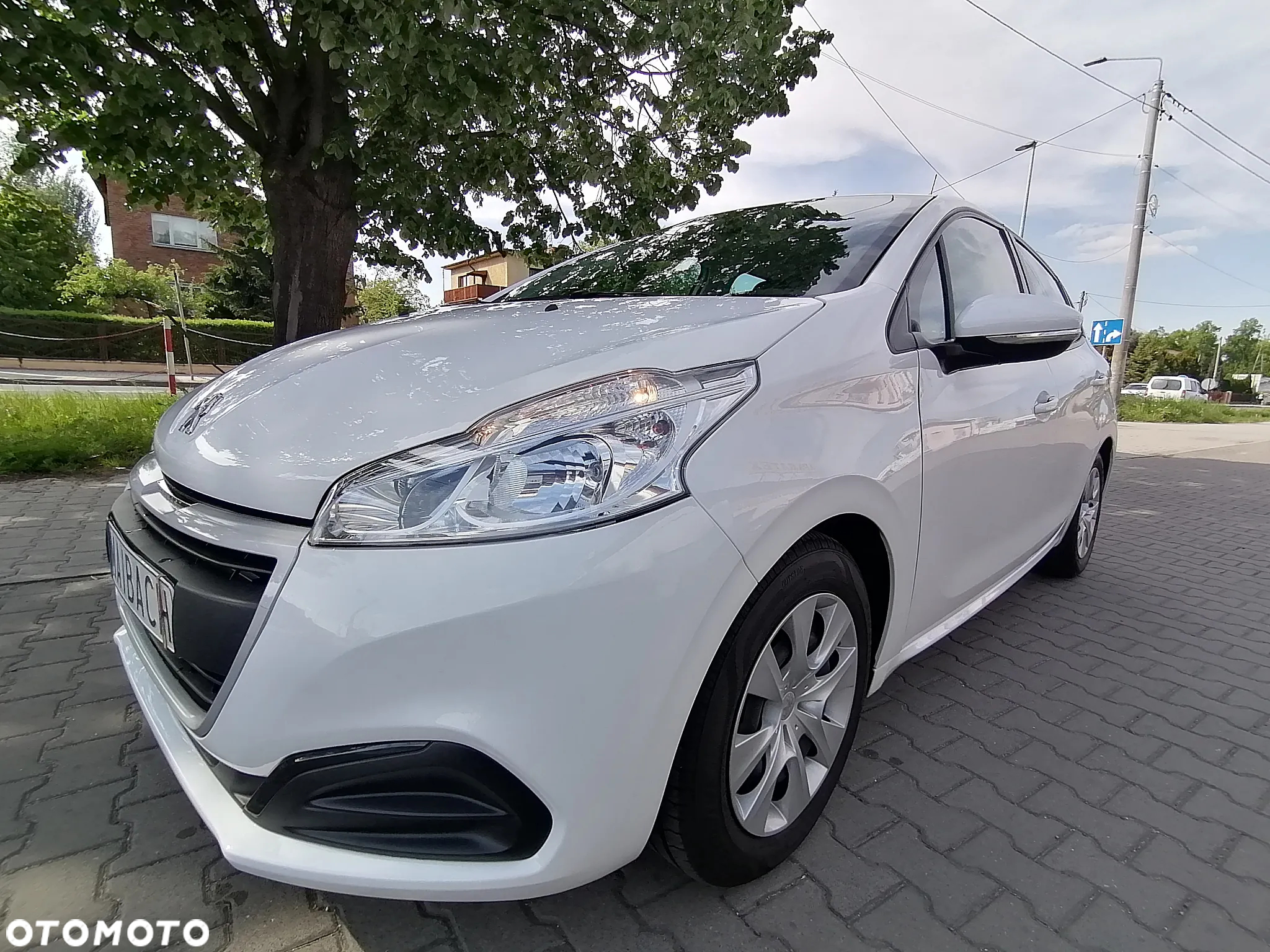 Peugeot 208 - 2