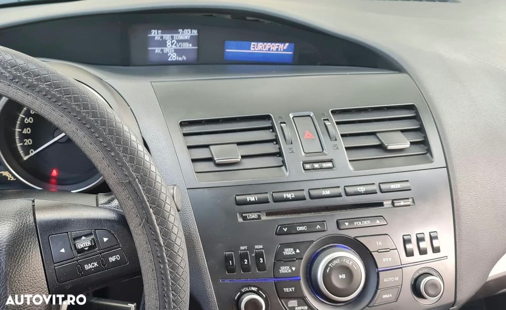 Mazda 3 1.6i CE - 10