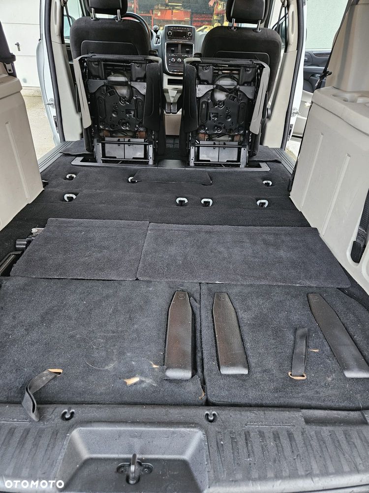 Dodge Grand Caravan 3.6 Express - 11