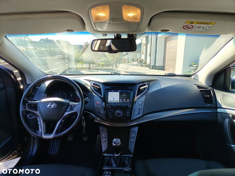 Hyundai i40 Kombi 1.7 CRDi Style - 16