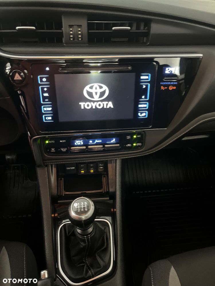 Toyota Auris 1.6 Comfort - 13