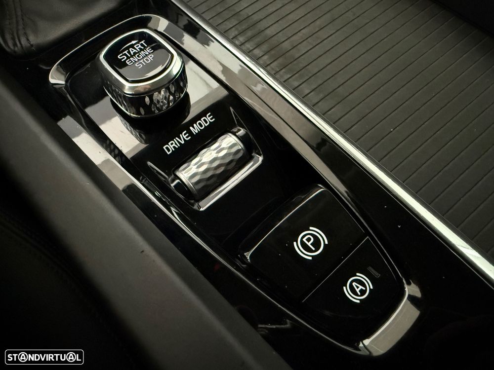 Volvo V60 2.0 D3 Momentum Plus Geartronic - 17