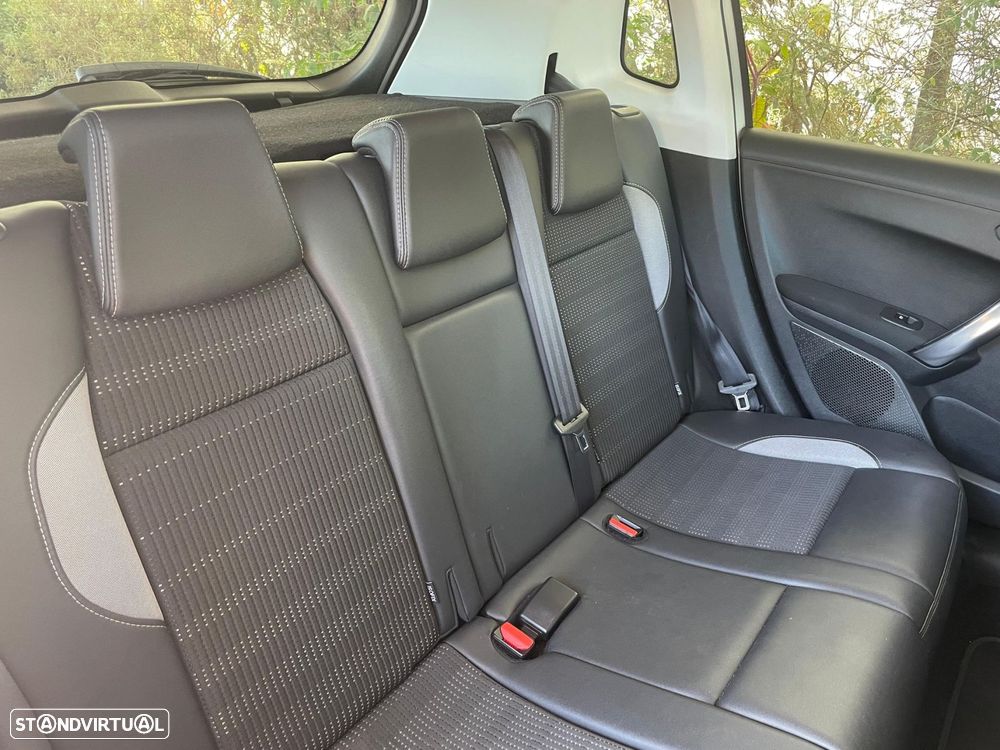 Peugeot 2008 1.2 PureTech Allure - 11