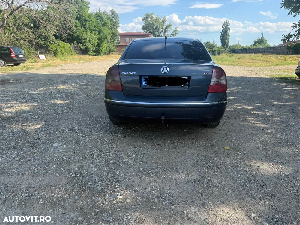Volkswagen Passat 1.9TDI Comfortline - 4