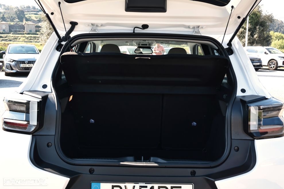 Citroën C3 1.2 Hybrid Max e-DSC6 - 19