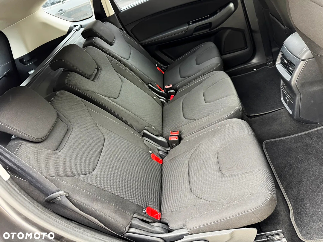 Ford S-Max 2.0 TDCi Titanium - 34