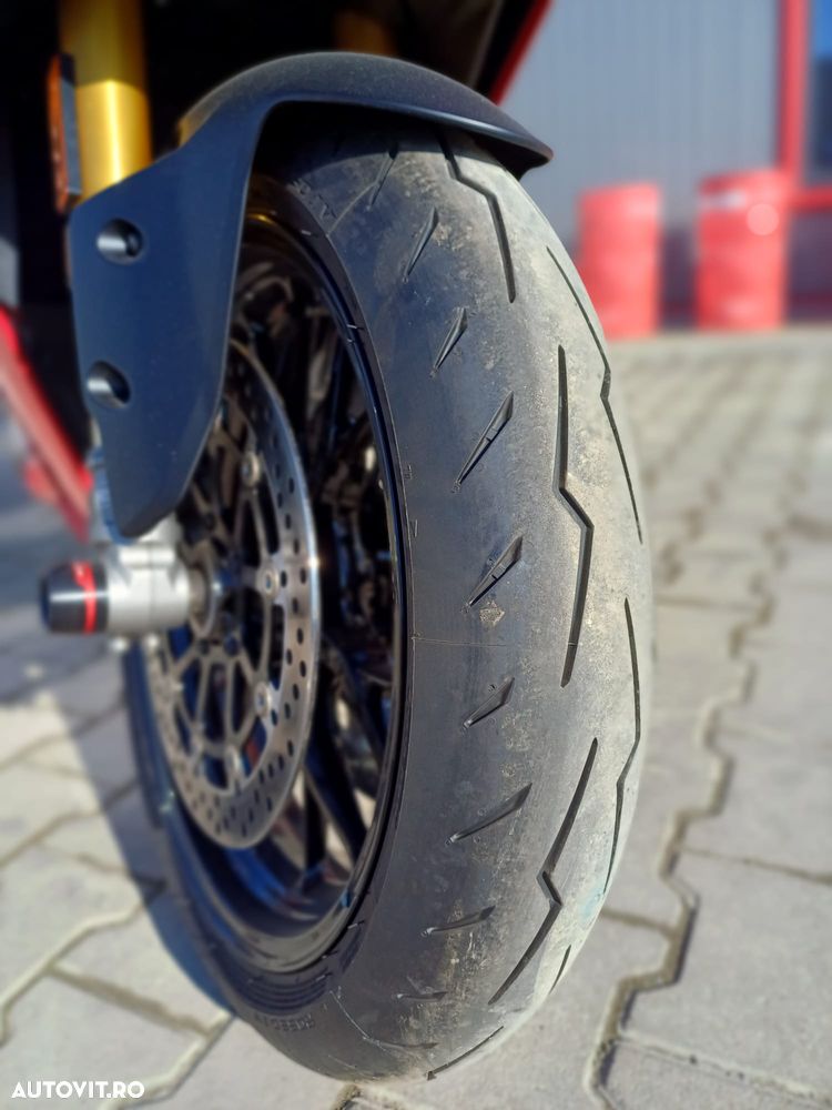 Ducati Panigale V2 - 12