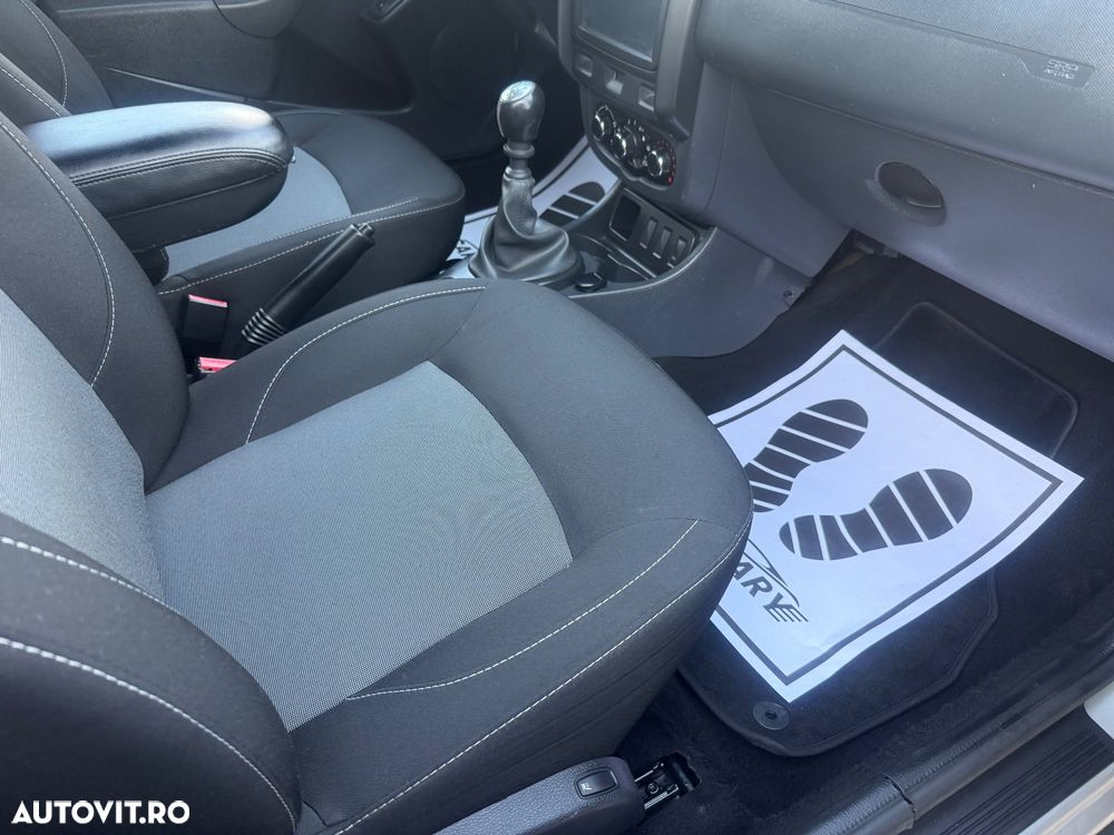 Dacia Duster 1.5 dCi 4x2 Laureate - 35