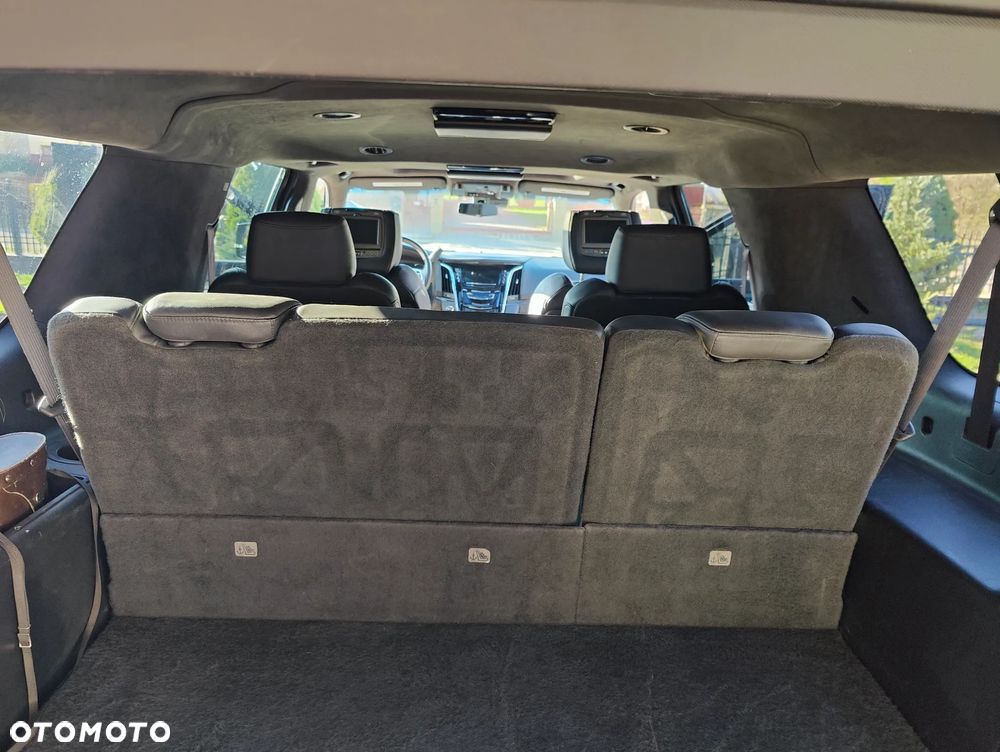 Cadillac Escalade - 39