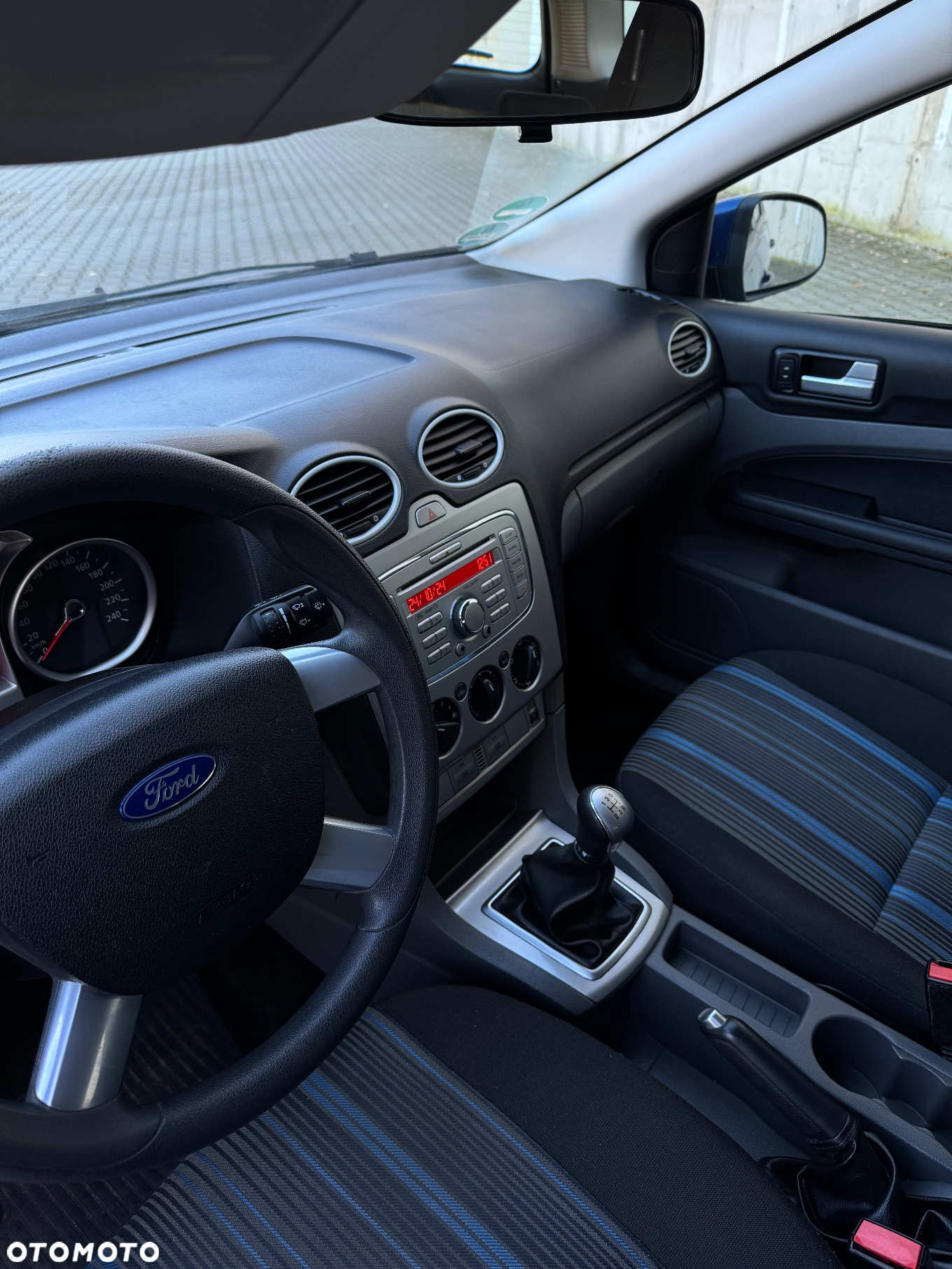 Ford Focus 1.8 Style - 18