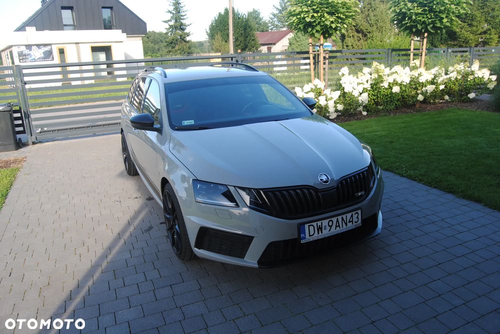 Skoda Octavia 2.0 TSI RS - 3