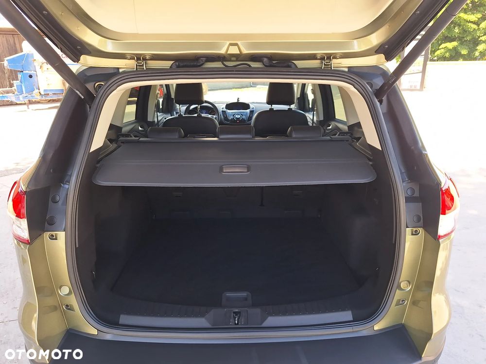 Ford Kuga 2.0 TDCi 4WD Titanium - 17