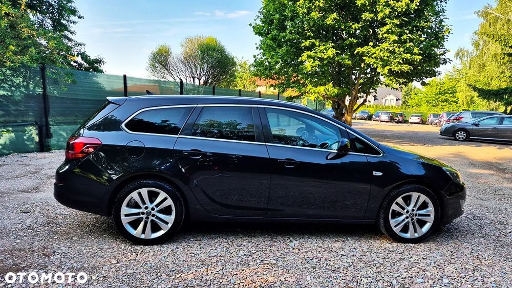 Opel Astra 1.4 T Cosmo EU6 - 10