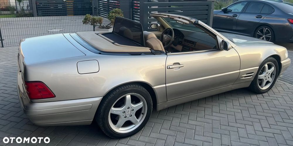 Mercedes-Benz SL 500 - 19