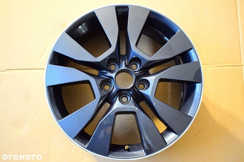 SKODA 17 Yeti 5L0 Oryginał - 1