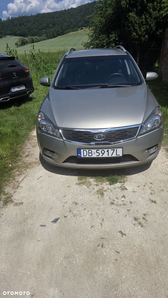 Kia Ceed 1.4 L - 4