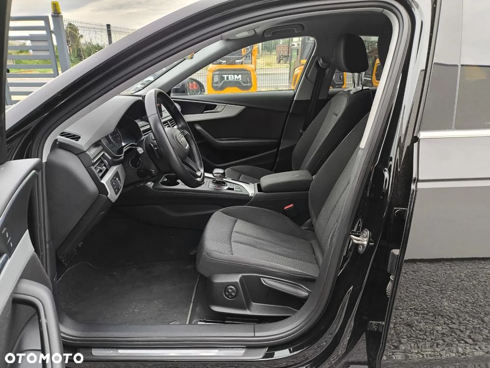 Audi A4 Limousine 35 TDI S tronic design - 13