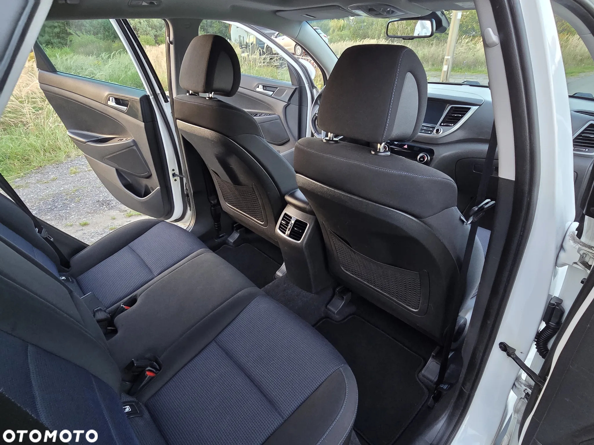 Hyundai Tucson blue 1.7 CRDi 2WD DCT Premium - 22