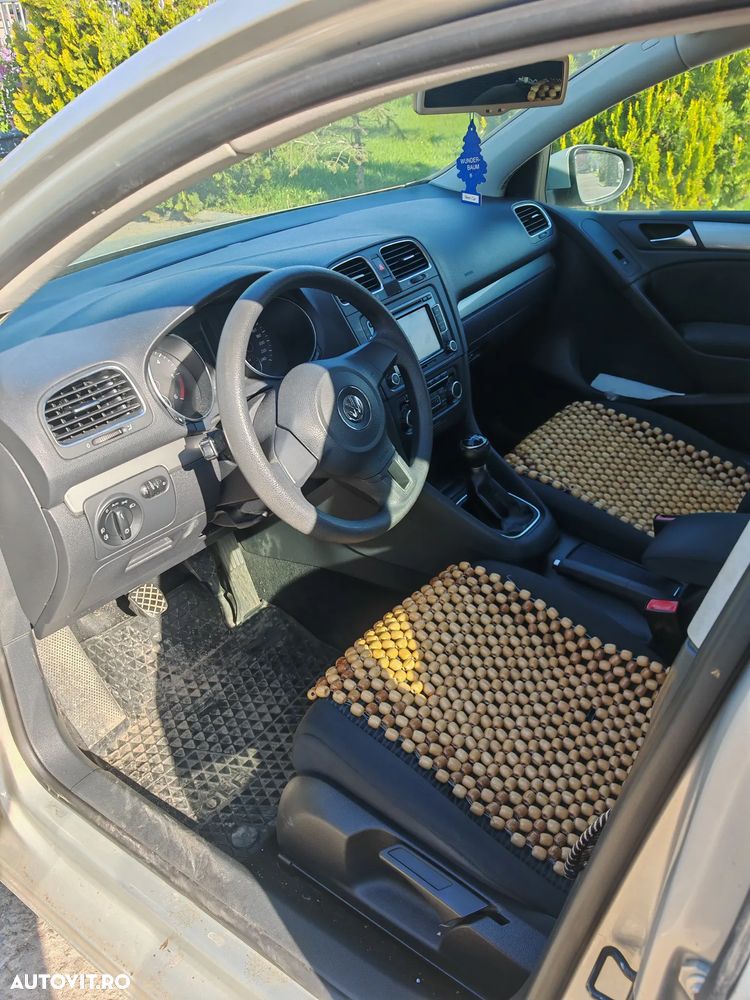 Volkswagen Golf 1.6 TDI DPF Trendline - 6
