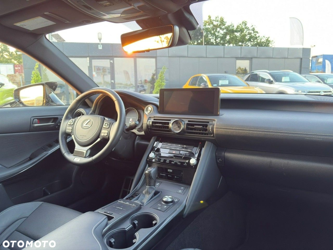 Lexus IS - 14