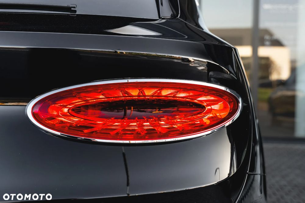 Bentley Bentayga EWB Azure - 18