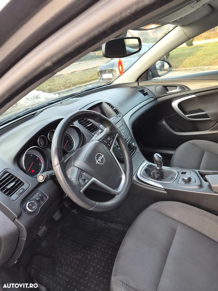Opel Insignia 2.0 CDTI 4x4 Design Edition - 10