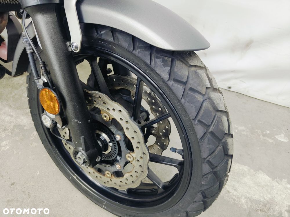 Yamaha XSR - 5