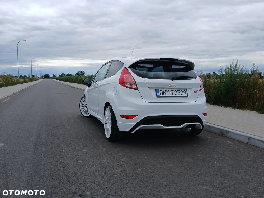 Ford Fiesta 1.6 EcoBoost ST - 7