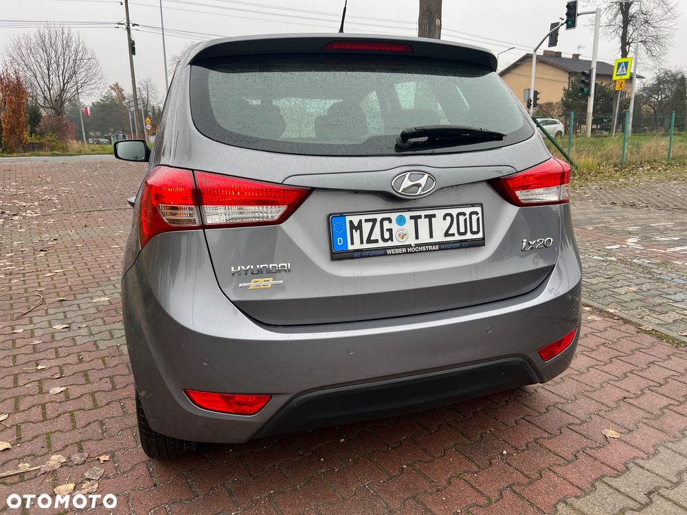 Hyundai ix20 1.4 blue Comfort - 16