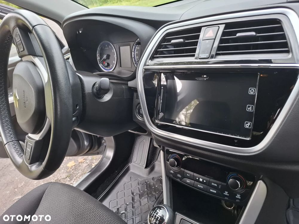 Suzuki SX4 - 7