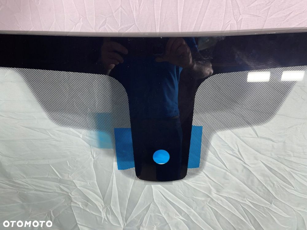 BMW X1 F48 SZYBA PRZEDNIA NOWA SENSOR HUD 2016-2022 - 2