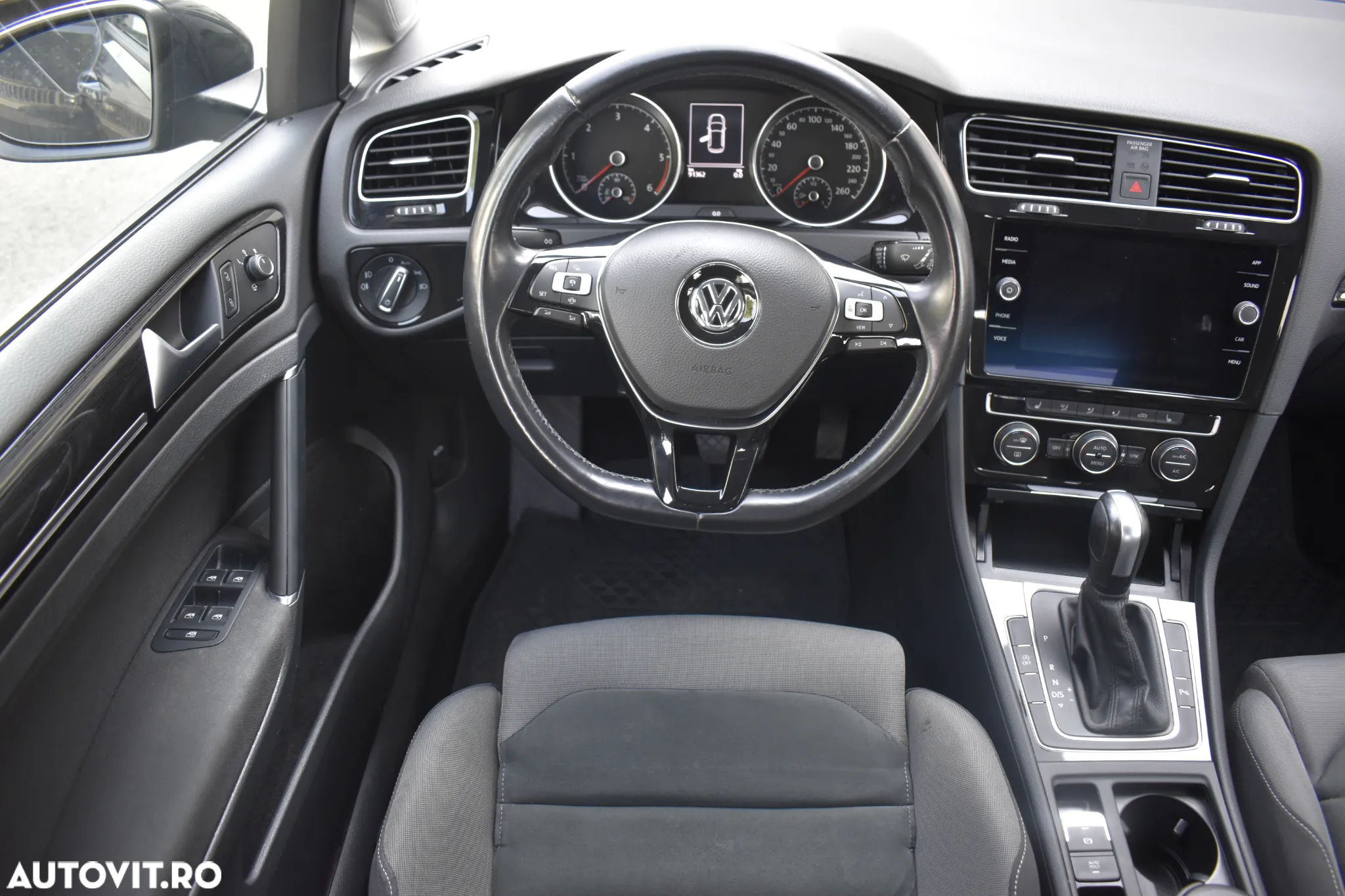 Volkswagen Golf 2.0 TDI DSG Highline - 9