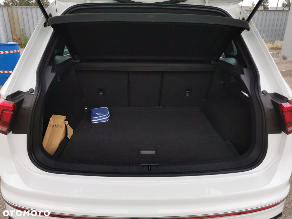 Volkswagen Tiguan 2.0 TDI SCR 4Mot R-Line DSG - 31