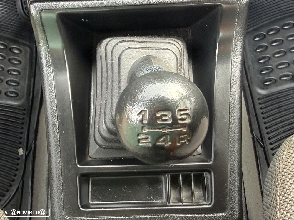 Suzuki Vitara 1.6 JLXi 8V - 33